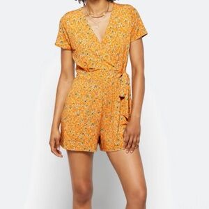 Kaileigh Elisabeth Yellow Floral Knit Romper